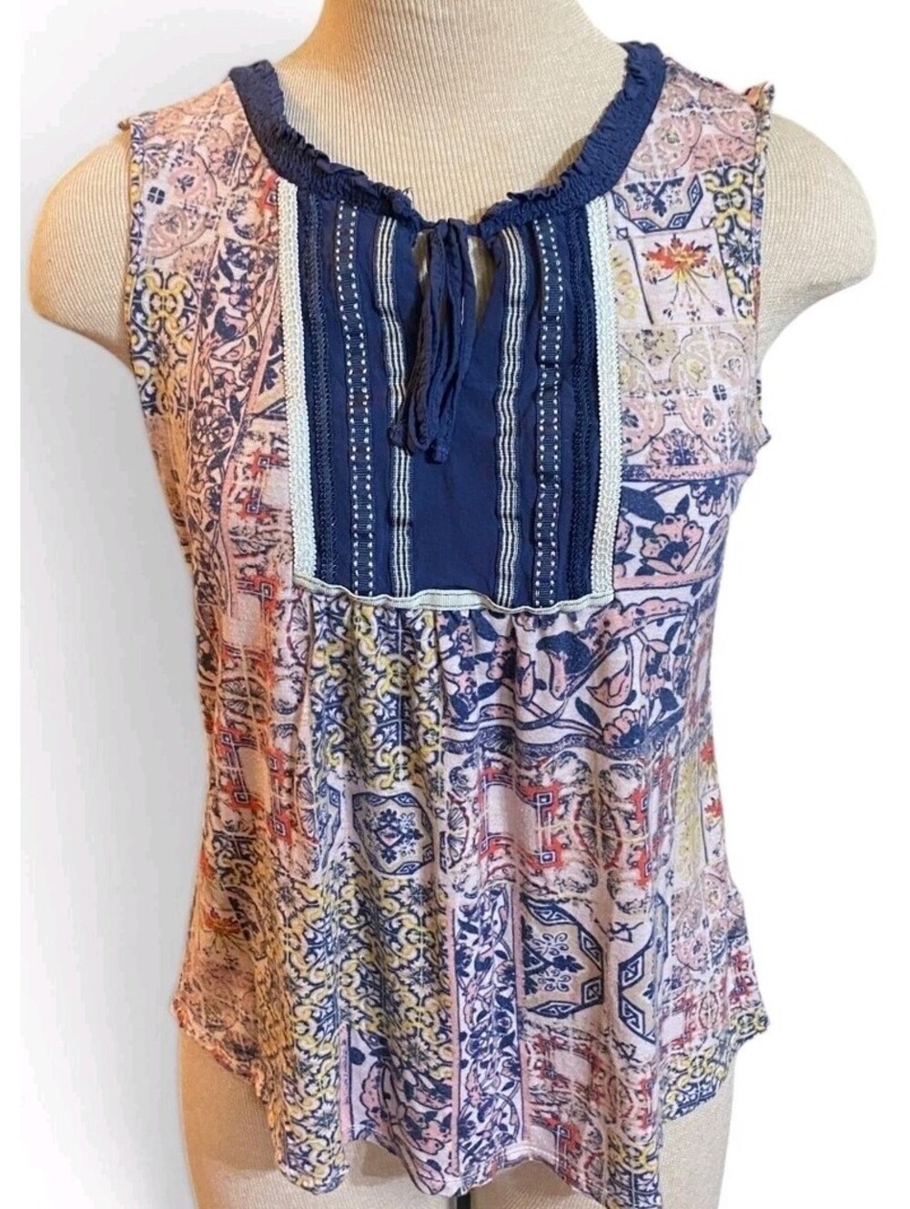 RXB Women's Sleeveless Boho Paisley Tile Print Tie Neck Tank Top Size M